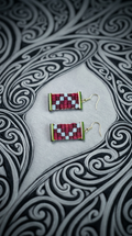 Red Poutama (Small)