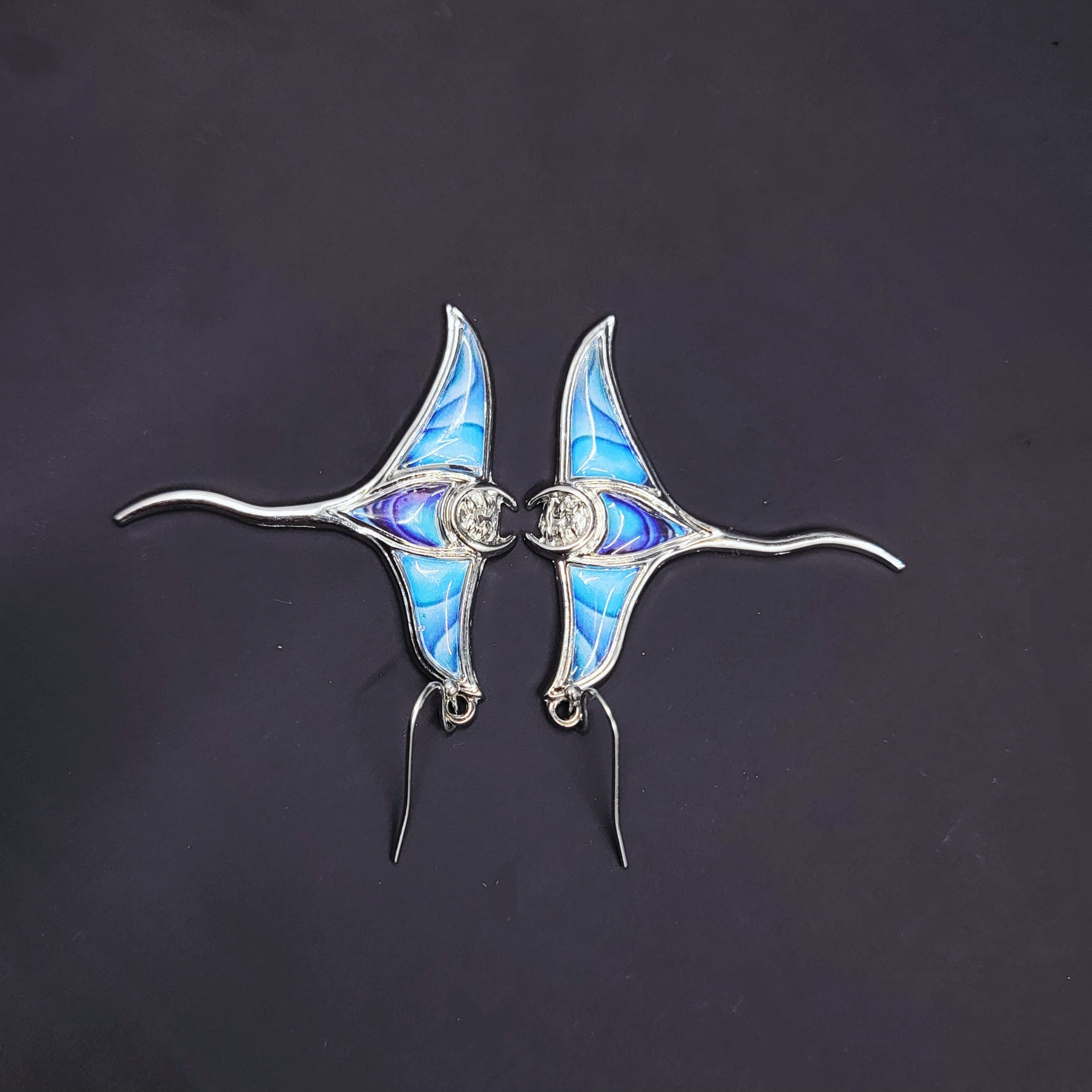 Whai (Manta Ray) Earrings