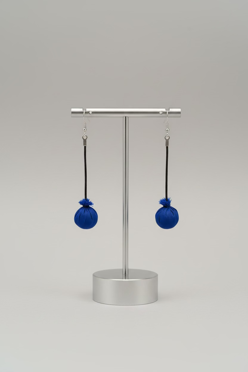 Poi Earrings – Māori-Inspired Taonga | Māori Ora