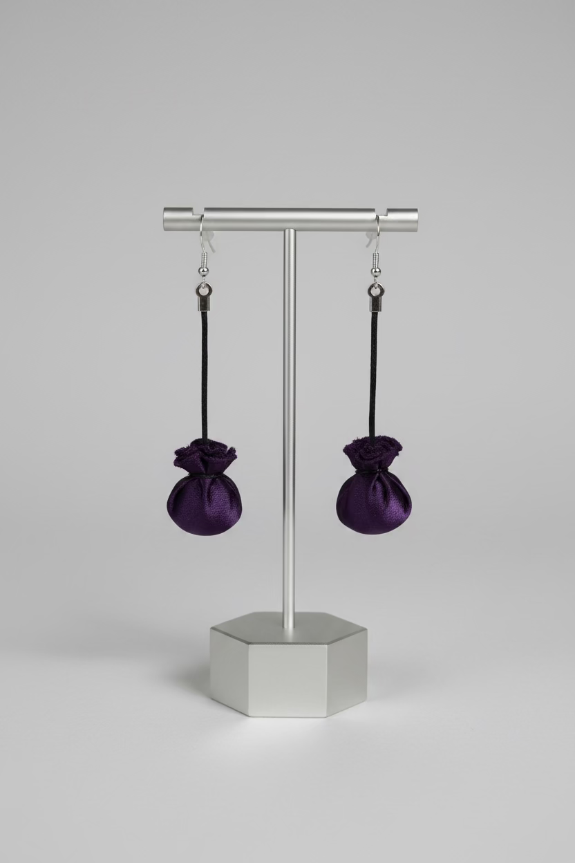 Poi Earrings – Māori-Inspired Taonga | Māori Ora