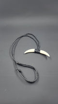 Niho Kuri (Dog's Tooth Necklace)