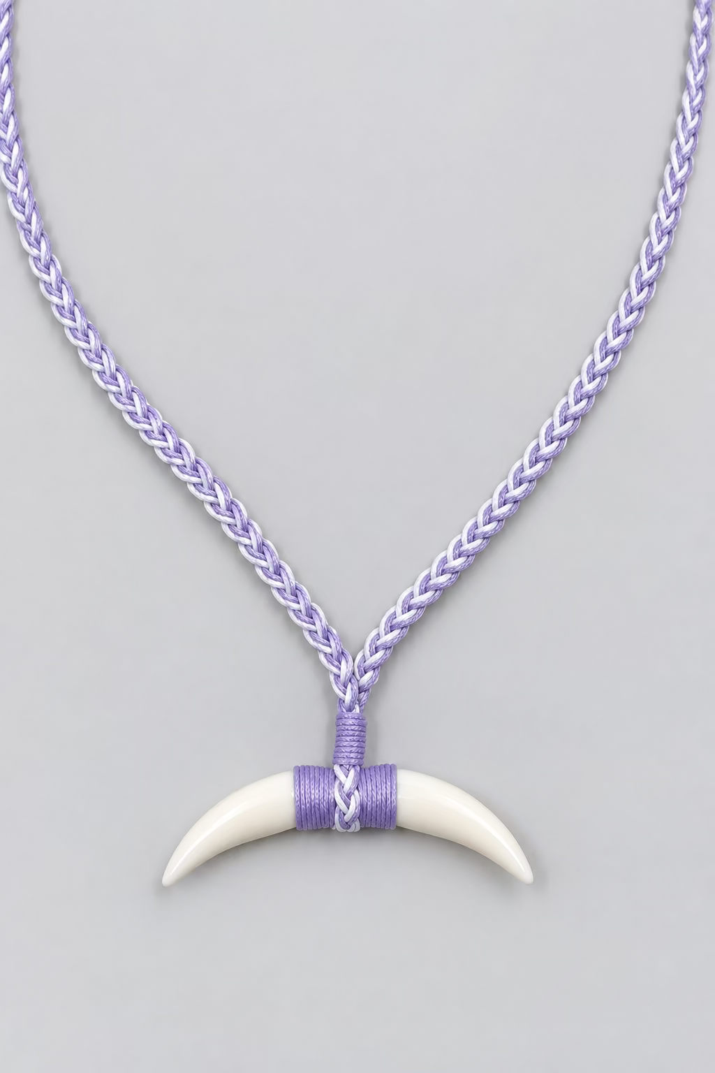 Niho Kuri (Dog's Tooth Necklace)