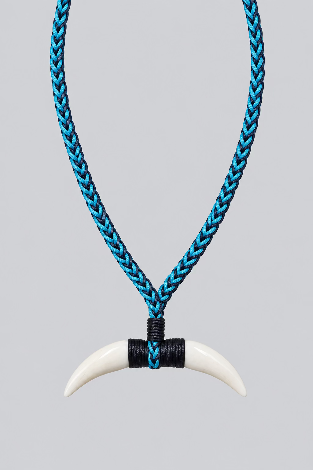 Niho Kuri (Dog's Tooth Necklace)