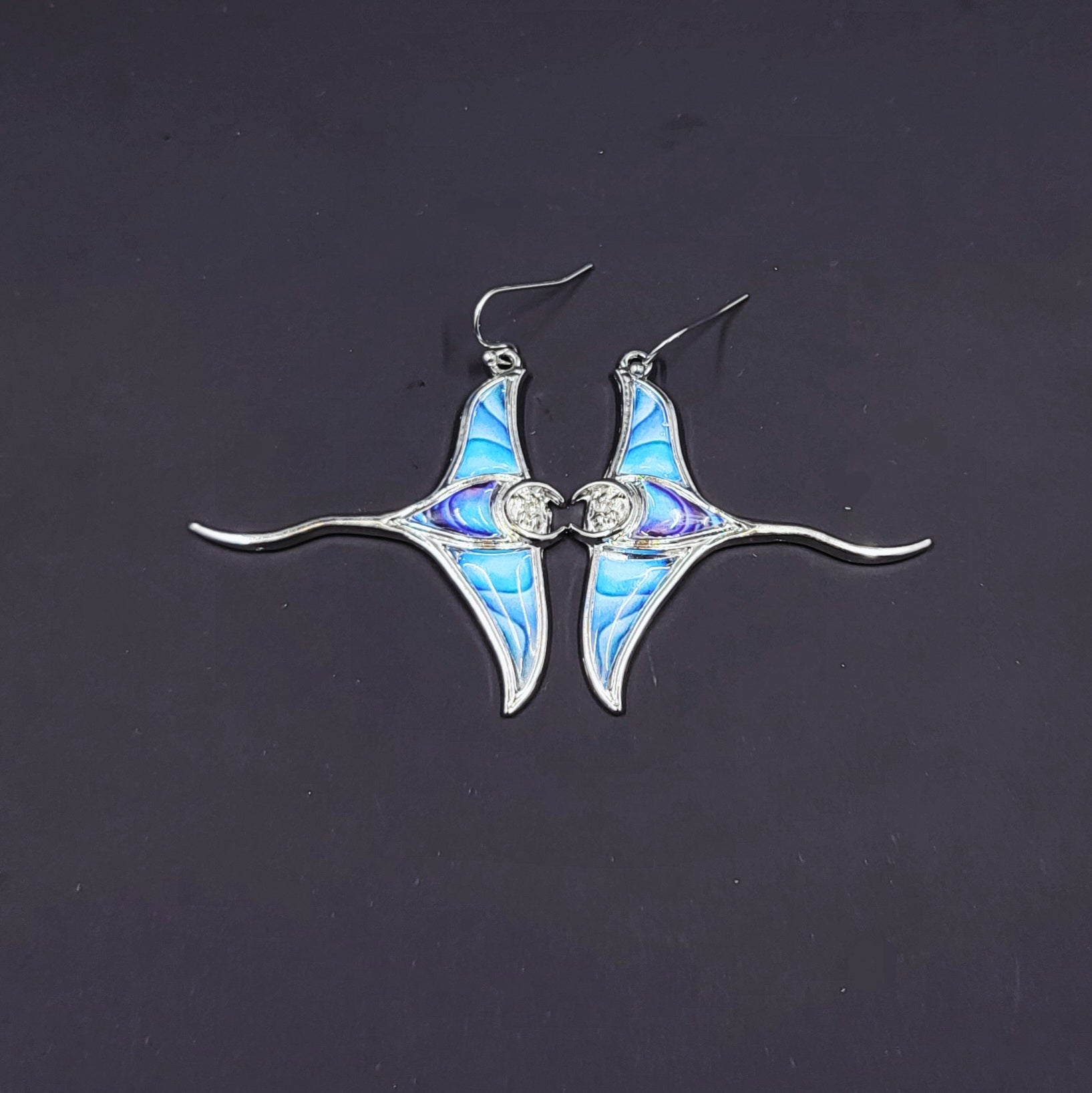 Whai (Manta Ray) Earrings